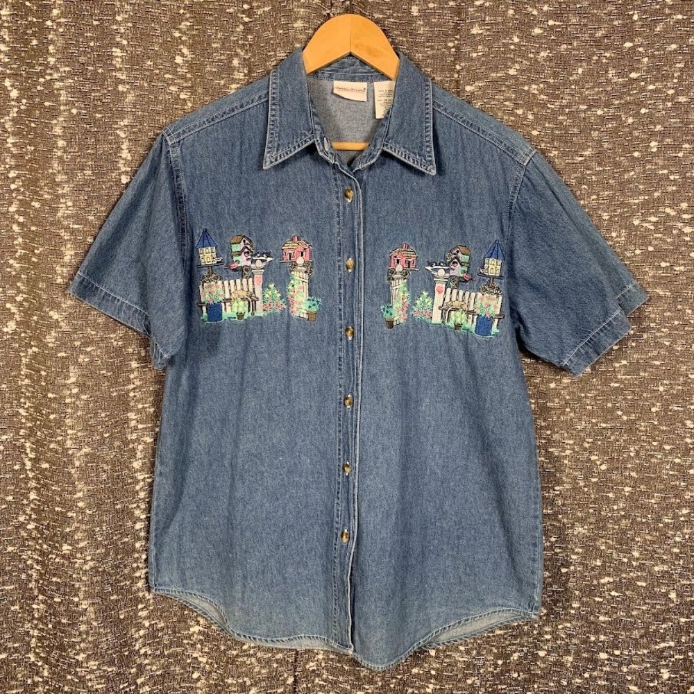 Vintage Bobbie Brooks Denim Button Shirt Embroidered Birdhouse Women's Small